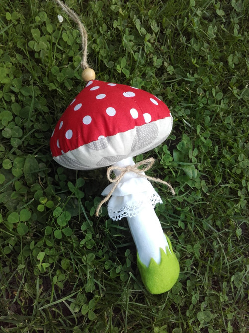 Houbička - závěsná dekorace — foto 1