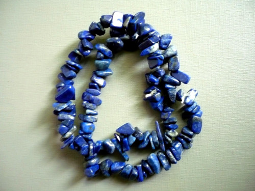 Minerální zlomky 20 cm - lapis lazuli