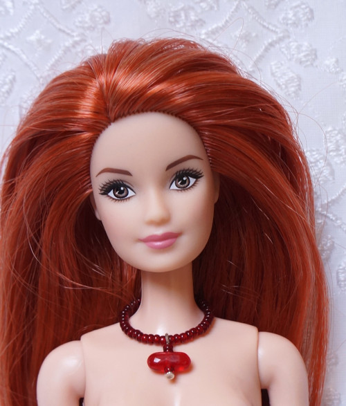 Náhrdelník pro Barbie s kapkou — foto 1