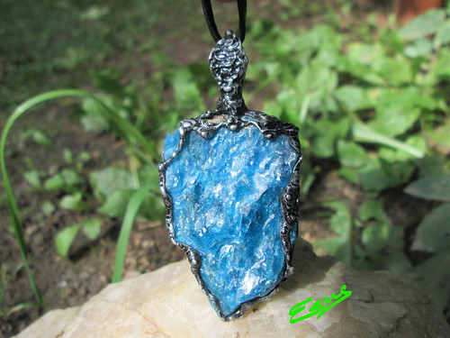 Talisman ,, Mezi Světy " — foto 1