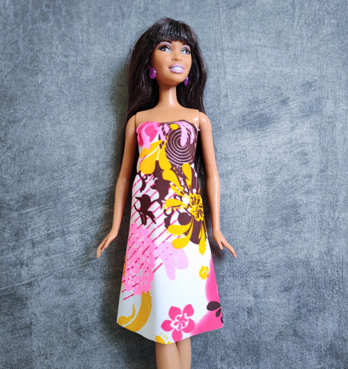 Letní šaty pro Barbie — foto 1