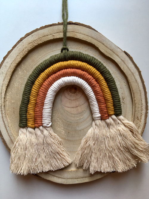 Macramé duha avokádová