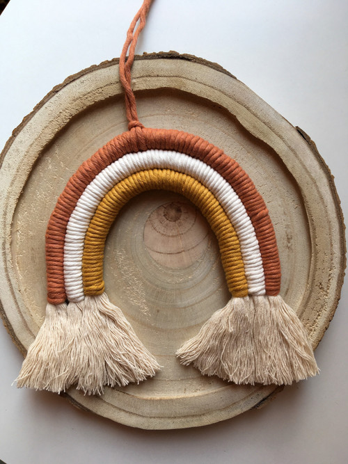 Macramé malá duha cihlová