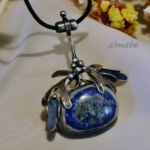 Nebe plné hvězd (lapis lazuli) — foto 1