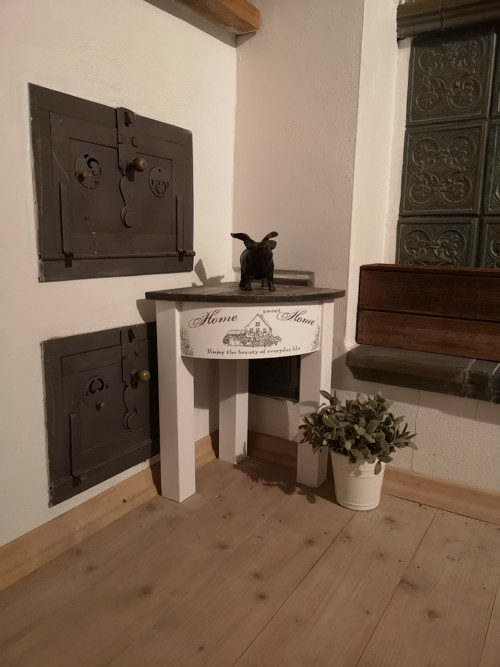 Stolcek + 2 x navliecka "zajko" — foto 1