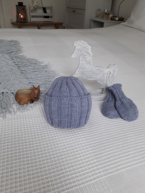 Dětská čepička a rukavičky z Baby Merina 35-44cm.
