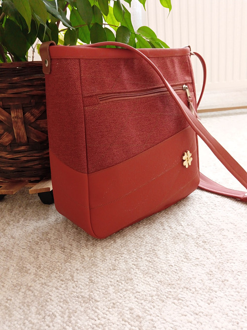 Crossbody- rezavá — foto 1