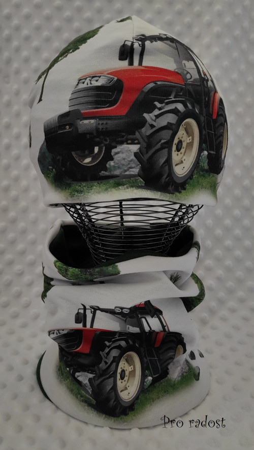 Sada nákrčník a čepička Traktor vel. 50-53cm — foto 1