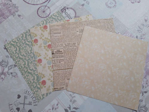 Scrapbookové papíry 15x15cm