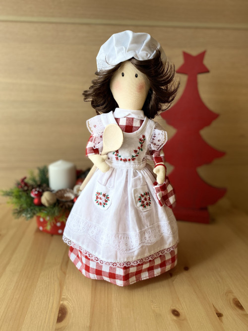 Kuchařinka vyšívaná — foto 1