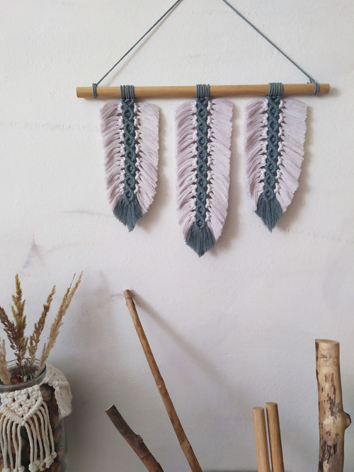 Macramé peříčka "MĚSÍČNÍ VAVŘÍN"