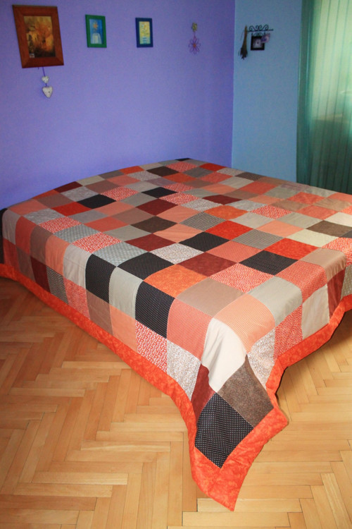 Cihlový přehoz či přikrývka patchwork