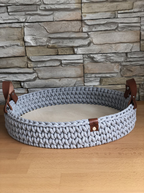 Háčkovaný servírovací podnos 35cm šedá