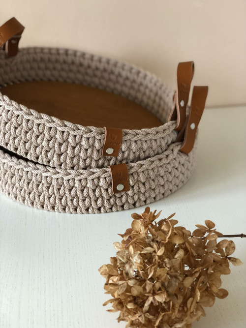 Háčkovaný servírovací podnos 30cm béžová