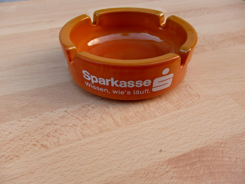Sparkasse - popelník
