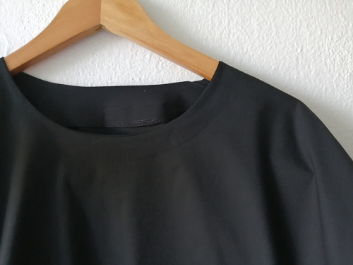 Krátka oversize blúzka — foto 1
