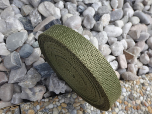 Khaki popruh
