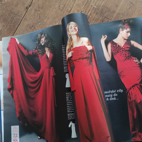 BURDA ... se střihovou přílohou ... 11/2009 — foto 1