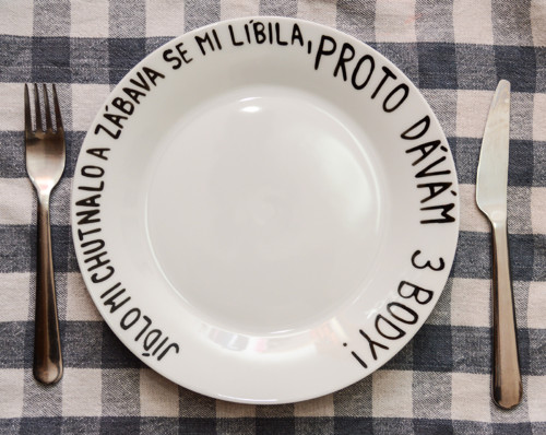 Dekorační talíř - prostřeno