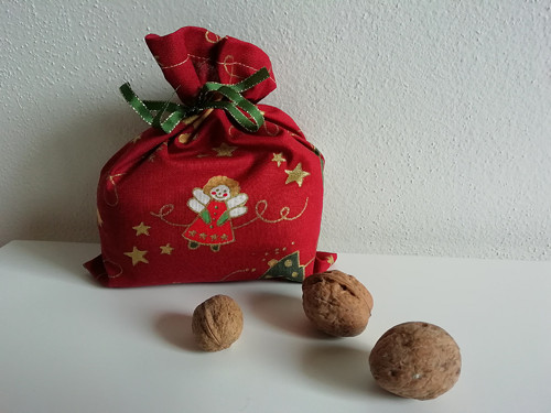 Pytlík na dárky, oříšky či do adventního kalendáře