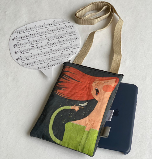 Crossbody na mobil - Zrzka zpěvačka