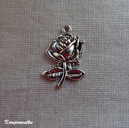 Přívěšek květ růžičky 25x17mm 1kus