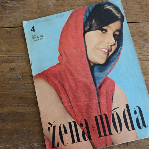ŽENA a MÓDA ... módní časopis ... 4/1967 — foto 1