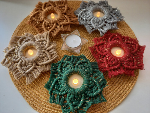 Macrame vánoční svícínek s LED čajovou svíčkou