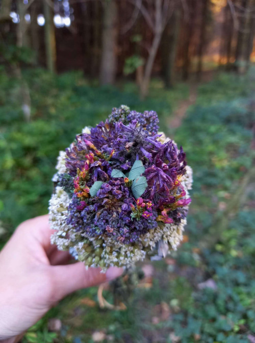 Bylinný vykuřovací smotek — foto 1