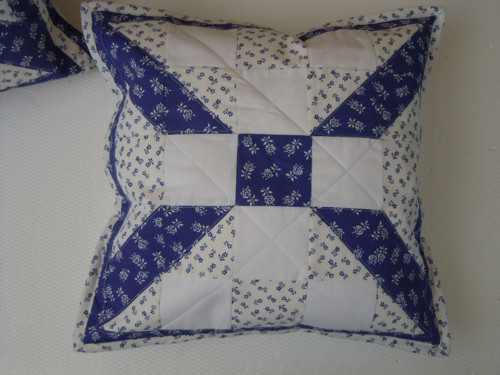 Polštář patchwork 42x42 cm modrobílý — foto 1