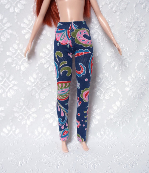Legíny pro Barbie — foto 1