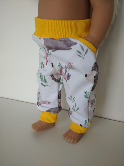 Tepláčky pro Baby Born sestřičku — foto 1