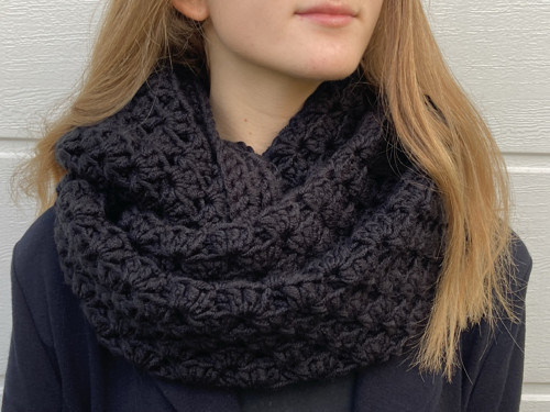 Nákrčník "Black" — foto 1
