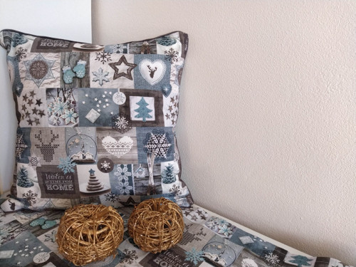 Povlak na polštář 40x40 "MODRO-ŠEDÝ PATCHWORK "