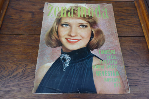 Časopis Žena a móda, číslo ¨8/1975, střihy