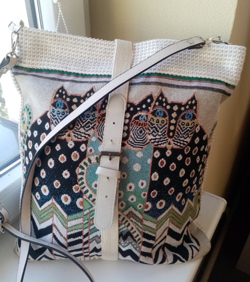 Smetanová crossbody — foto 1