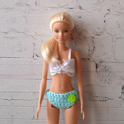 Oblečky pro Barbie - kalhotky — foto 1