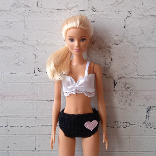 Oblečky pro Barbie - kalhotky — foto 1