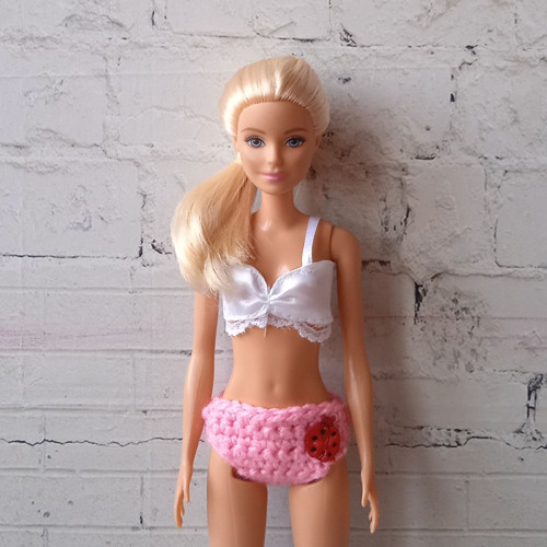 Oblečky pro Barbie - kalhotky — foto 1