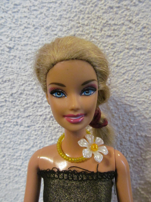 Náhrdelník pro Barbie