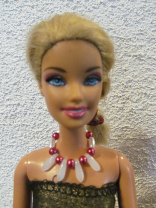 Náhrdelník pro Barbie