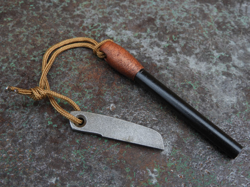 Křesadlo / Firesteel - Gabon — foto 1