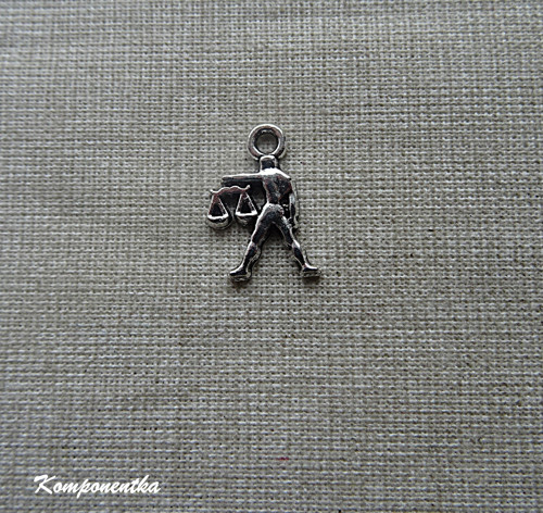 Kovový přívěsek váhy 10x14mm 1kus