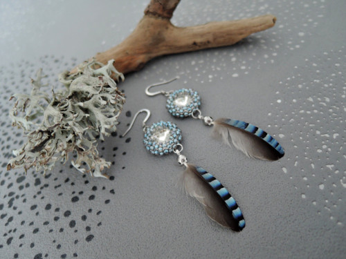 Náušnice "Jay" Champagne Swarovski Sojčí peří — foto 1