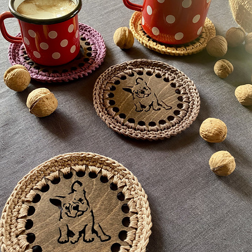Francouzský buldoček - Set 4 dřevěných podkafíček