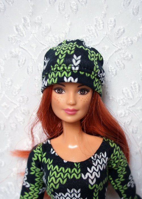 Čepice pro Barbie — foto 1