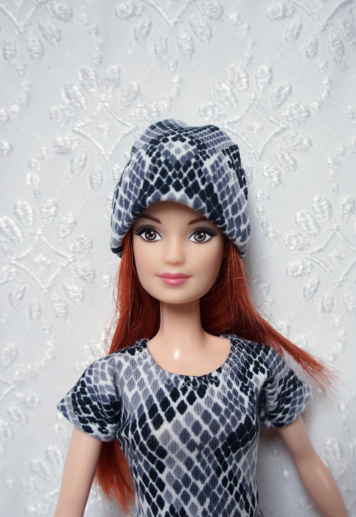 Čepice pro Barbie — foto 1