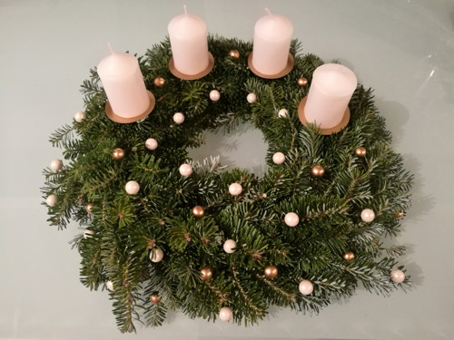 Adventní věneček v barvě na přání