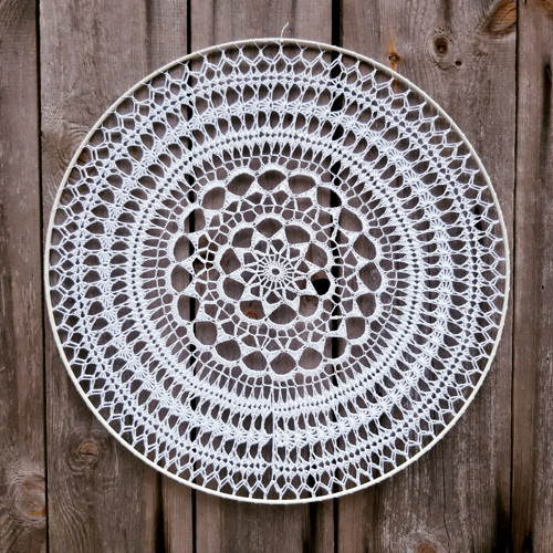 Krajková mandala 50 cm