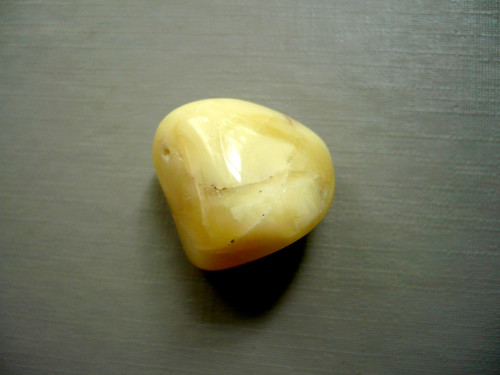 Tromlovaný – žlutý opál 23 mm, č.35f
